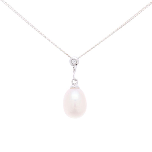 Gift boxed 7.5-8mm freshwater pearl, 9ct white gold and diamond pendant